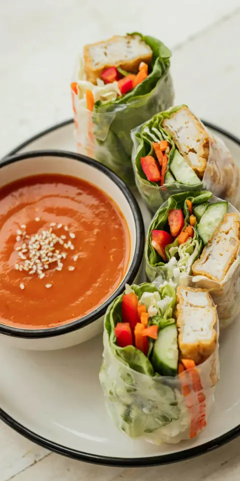 Vietnamese Spring Rolls with Spicy Peanut Sauce | Healthy Rainbow Lunch | Student Dietitian Recipe